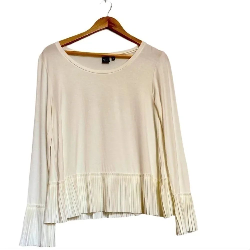 KAARI Ivory Pleated Peplum Bottom Blouse Small